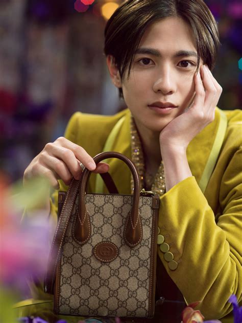 志尊淳 gucci|ミラノメンズが開幕！志尊淳、鈴木亮平が参加した、グッチ202.